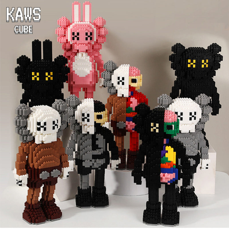 カウズ KAWS Accomplice: Nanoblock ピンク ナノブロック「410mm」0906-10