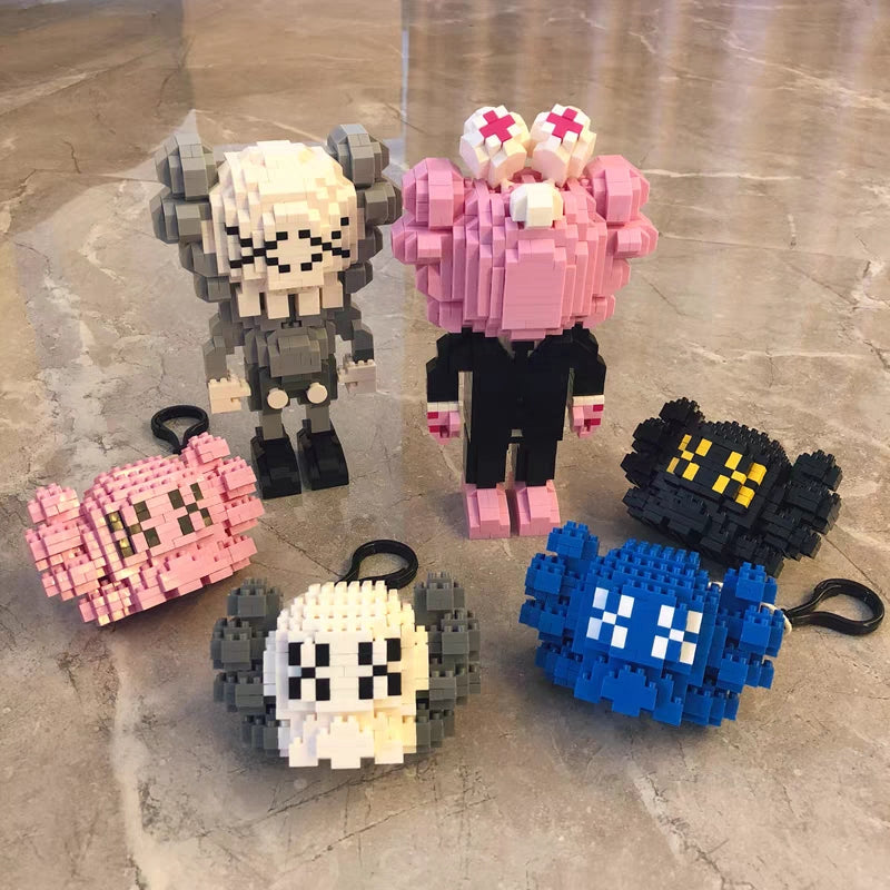 KAWS ブロック キーホルダー ::Nanoblock ナノブロック スキー スヌーピー 0911-07